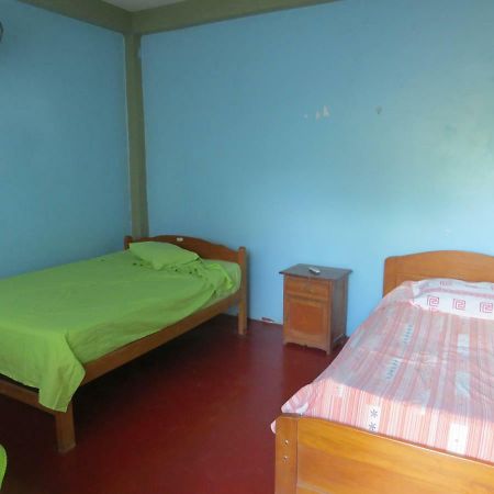 Tambopata Hostel Bambu Puerto Maldonado Buitenkant foto