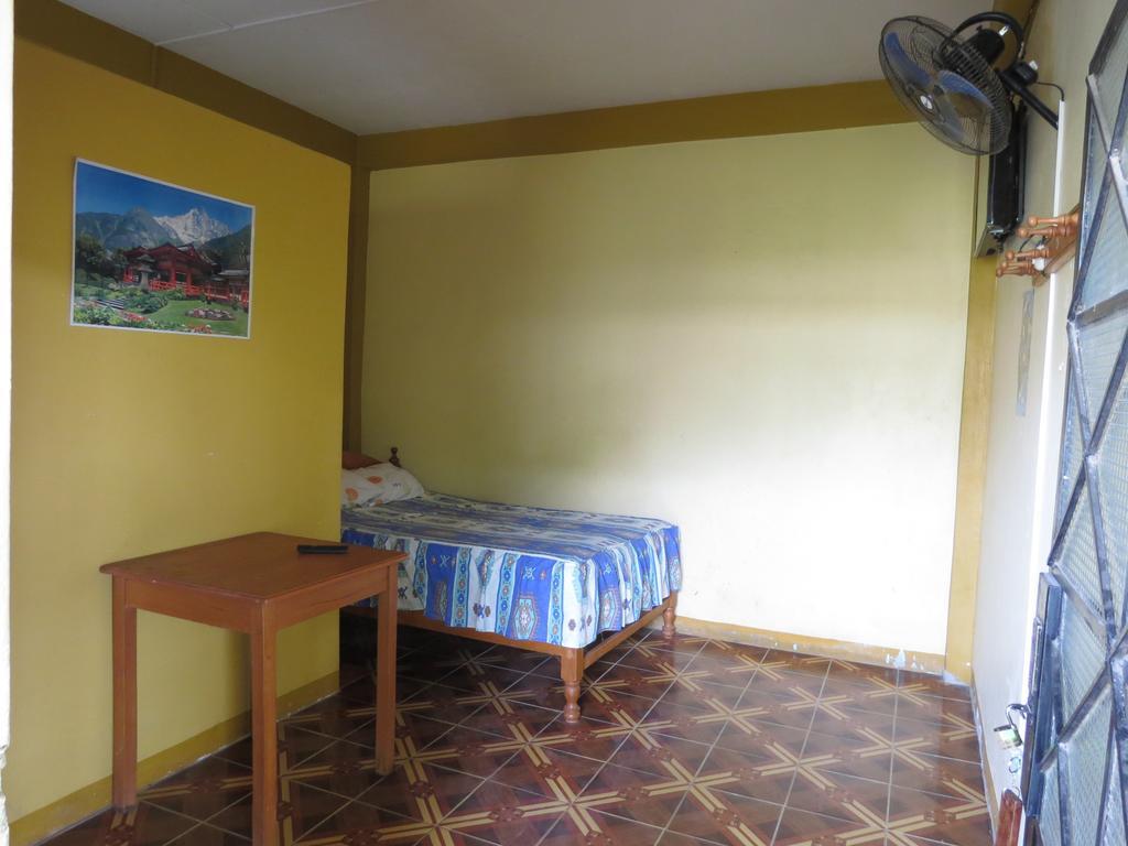 Tambopata Hostel Bambu Puerto Maldonado Kamer foto