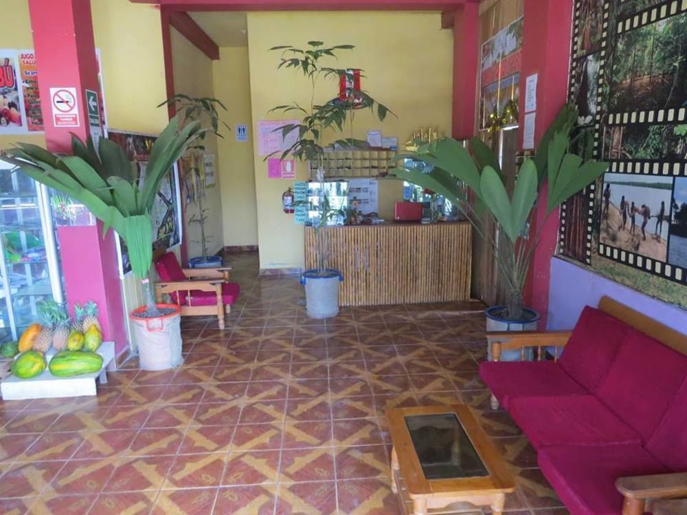 Tambopata Hostel Bambu Puerto Maldonado Buitenkant foto