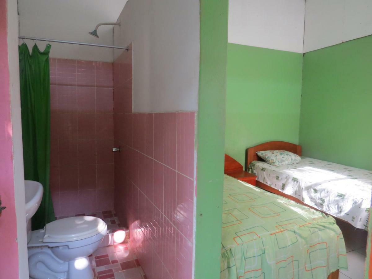 Tambopata Hostel Bambu Puerto Maldonado Buitenkant foto