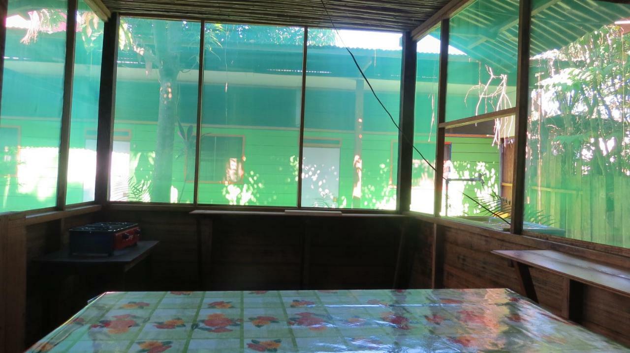 Tambopata Hostel Bambu Puerto Maldonado Buitenkant foto